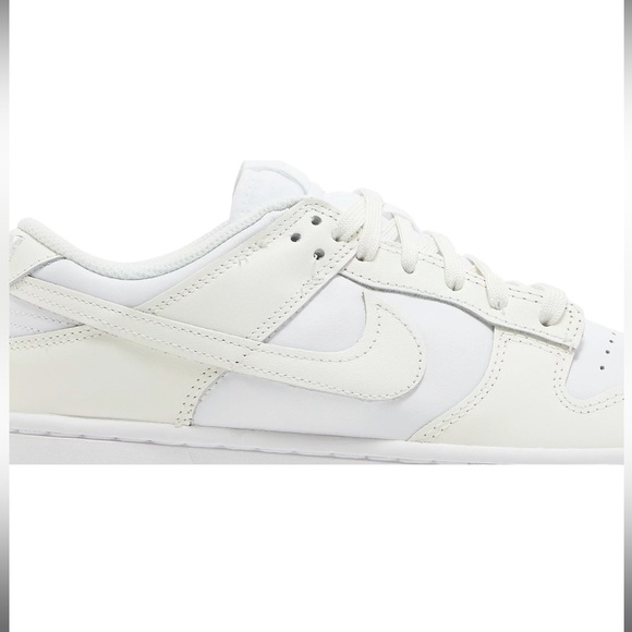 NEW IN ORIGINAL BOX Nike Women's Dunk Low in 'White Sail' in size 6.5 - Picture 7 of 12